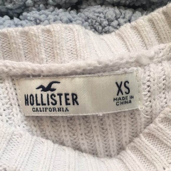 White & navy Hollister Size XS sweater - Picture 2 of 2